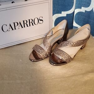 NIB Caparros Mahogany Mushroom Metallic Sandal